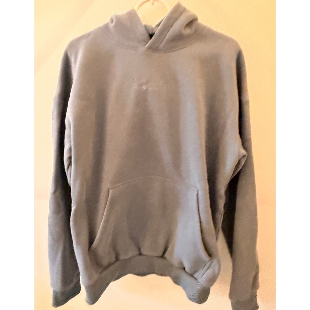 Comfrt  Hoodie Woman's Blue/Gray Minimalist Embroidered Logo Size L